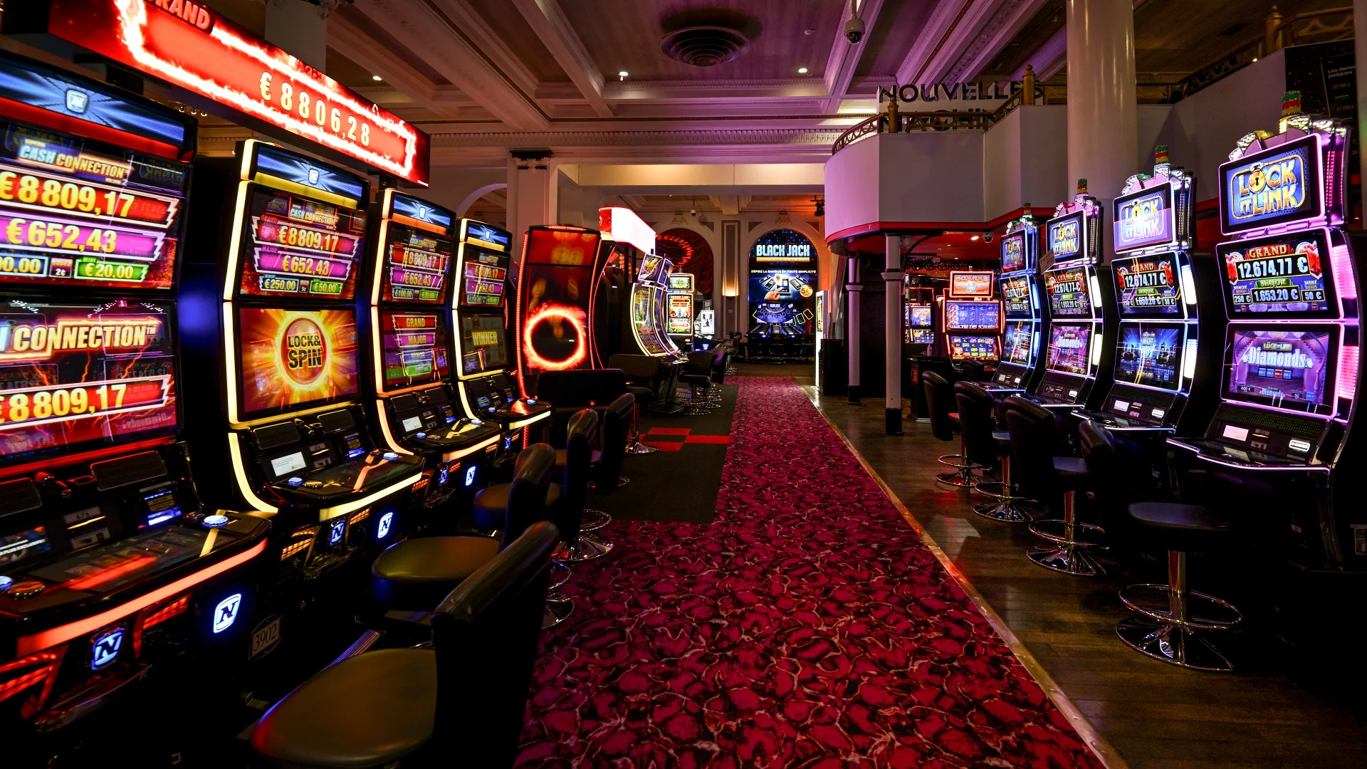 Makrobet Casino Giriş: En Popüler Oyunlarla Tanışın